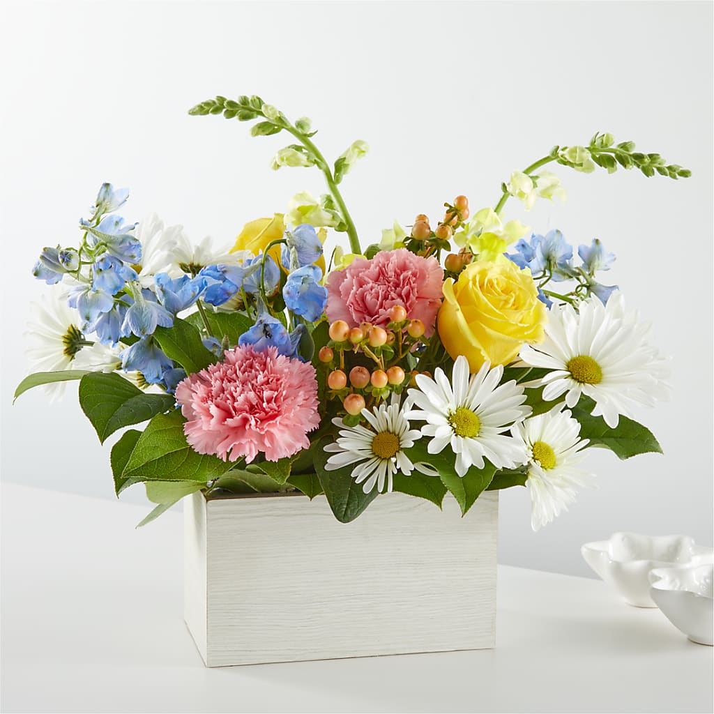 Sun Salutation Box Bouquet – Kenyon Ave Floral Co Inc, Wakefield RI