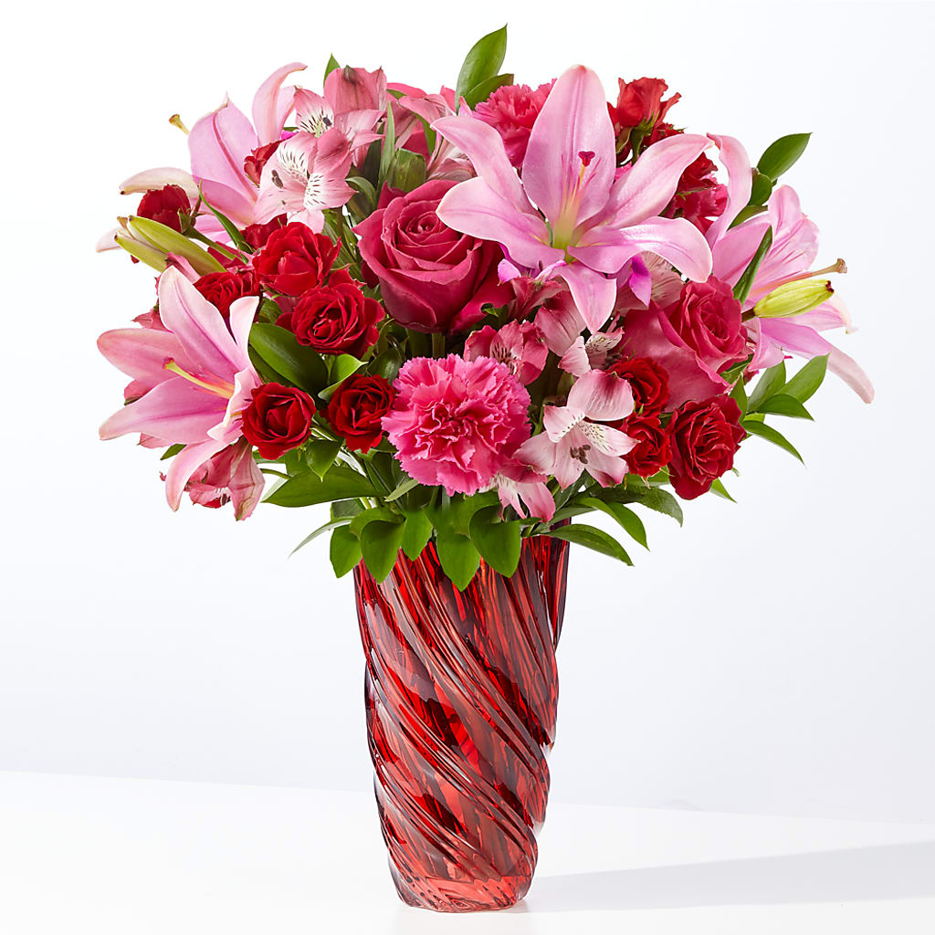 In Love Bouquet with Luxe Swirl Vase – Kenyon Ave Floral Co Inc, Wakefield RI