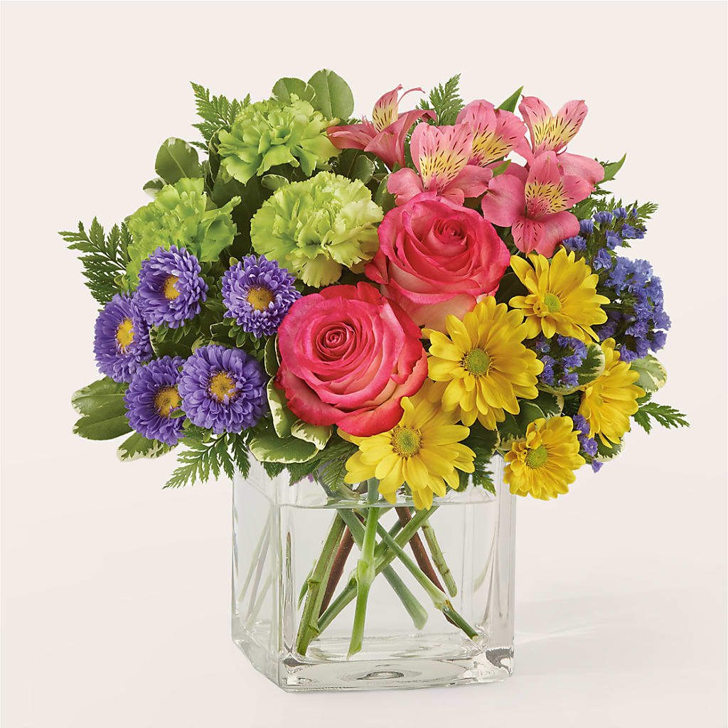 Candy Jar Bouquet – Kenyon Ave Floral Co Inc, Wakefield RI