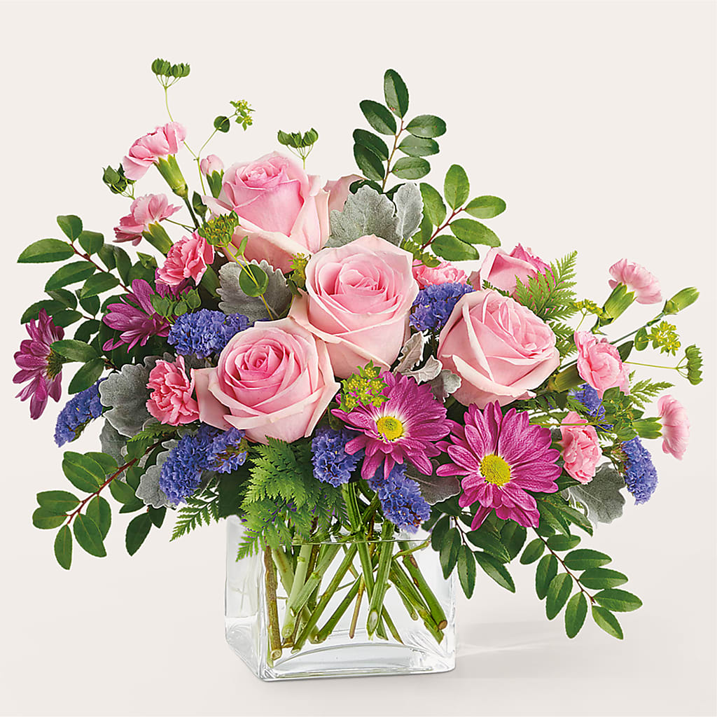 Starlet Bouquet – Kenyon Ave Floral Co Inc, Wakefield RI