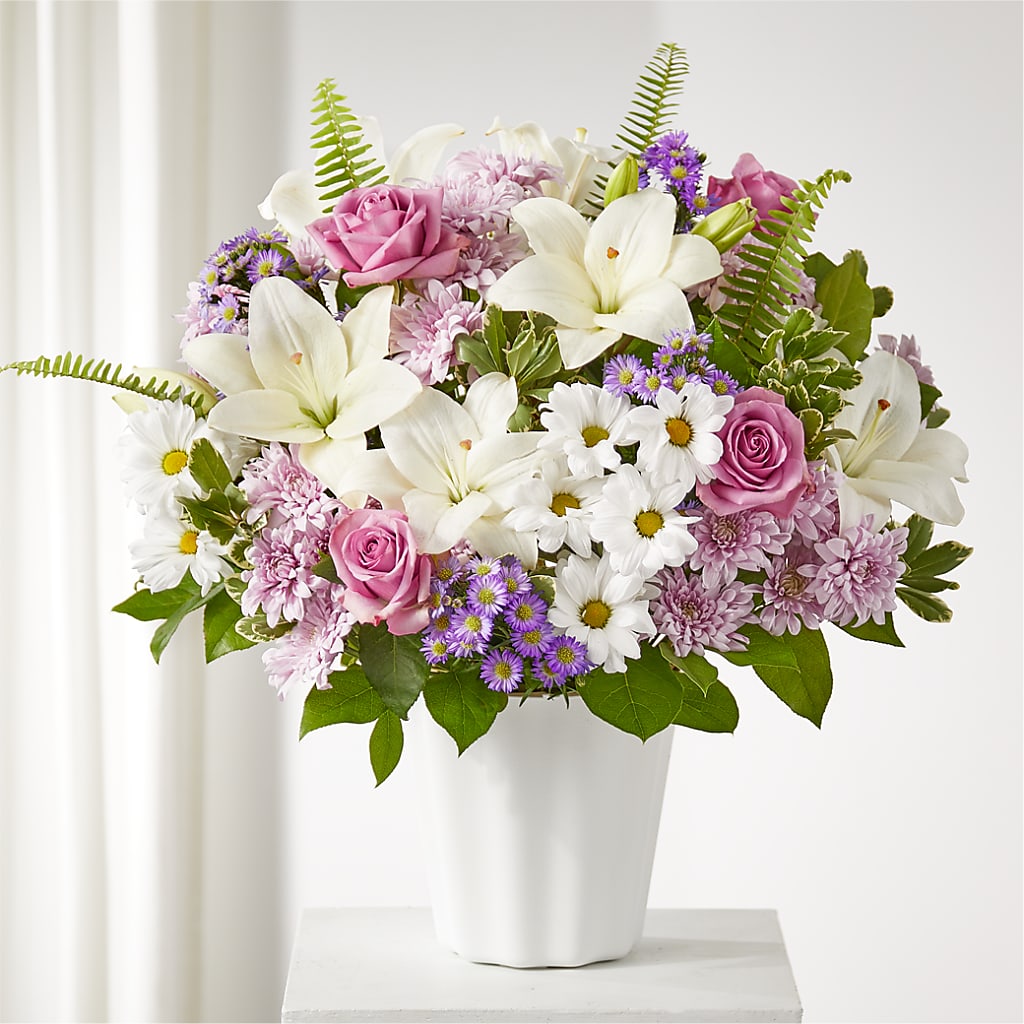 Warmest Thoughts Tabletop Basket – Kenyon Ave Floral Co Inc, Wakefield RI