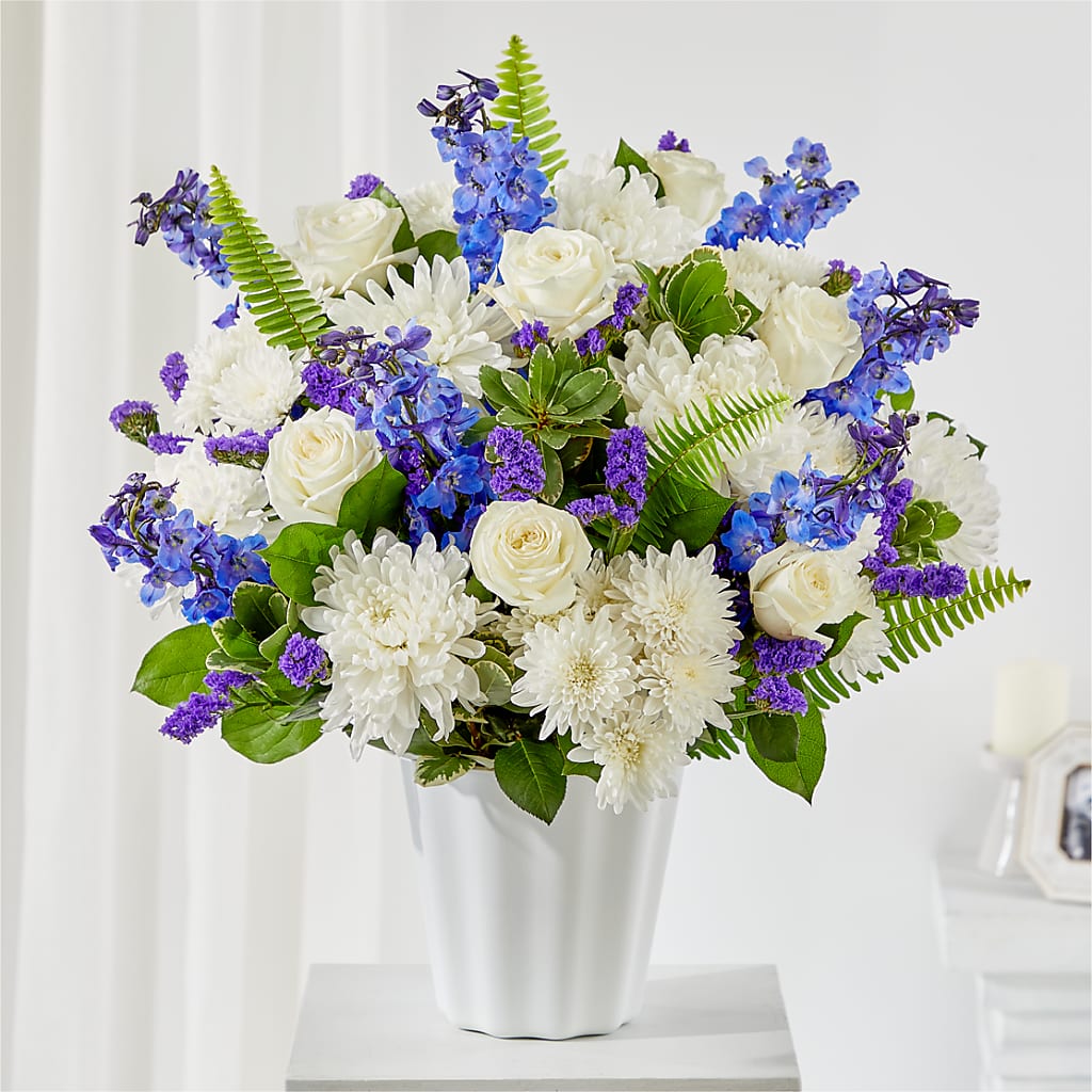 Hold Dear Tabletop Basket – Kenyon Ave Floral Co Inc, Wakefield RI