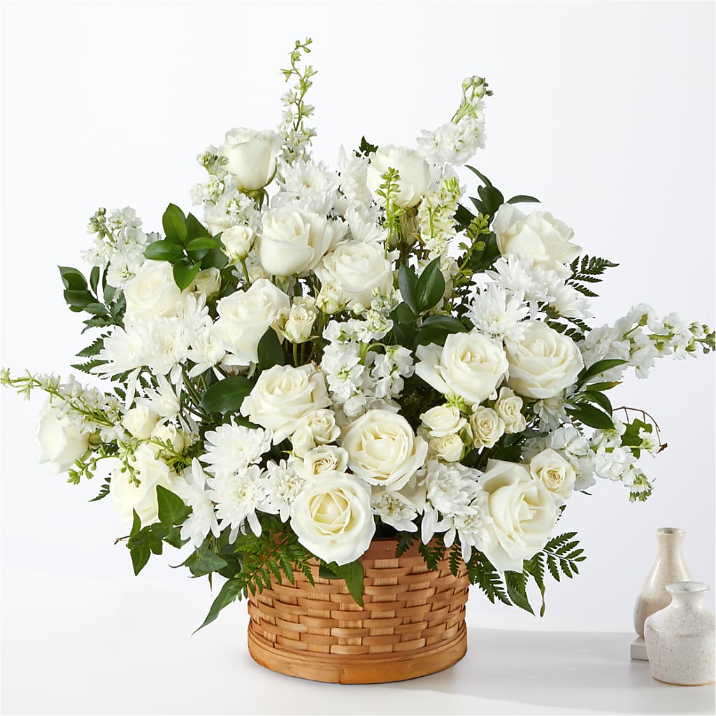 Heartfelt Condolences Arrangement – Kenyon Ave Floral Co Inc, Wakefield RI