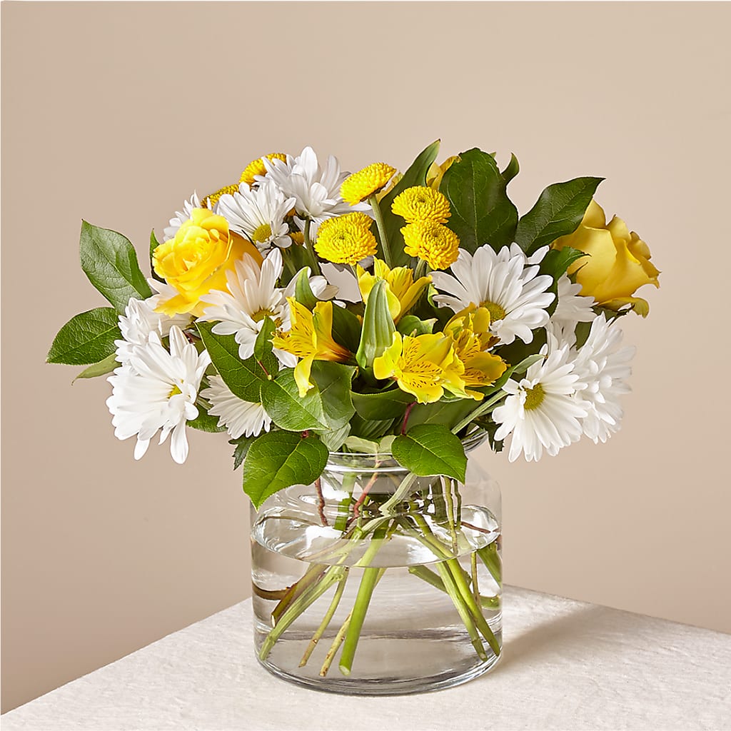 Sunny Sentiments Bouquet – Kenyon Ave Floral Co Inc, Wakefield RI