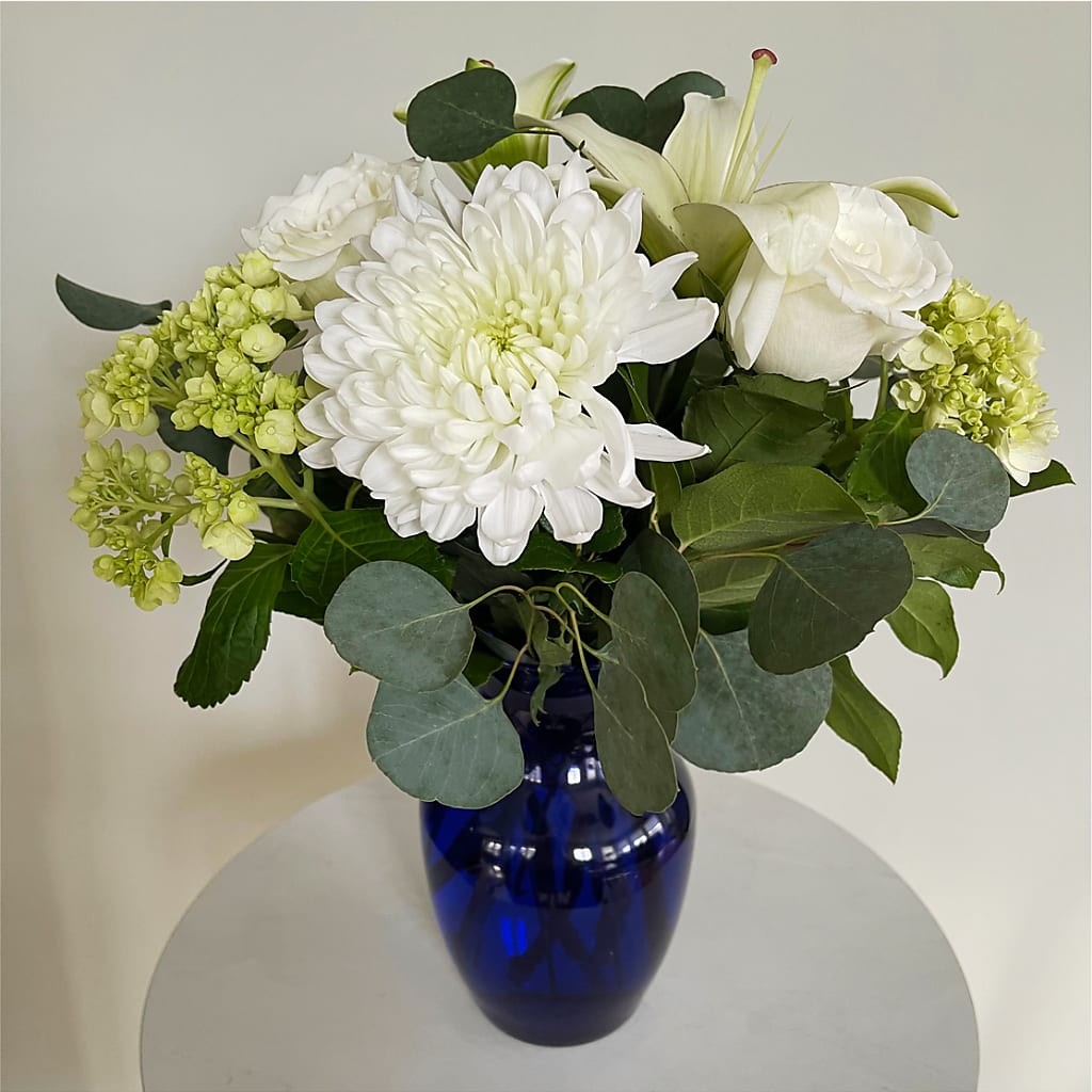 Snowy Dreams Bouquet – Kenyon Ave Floral Co Inc, Wakefield RI
