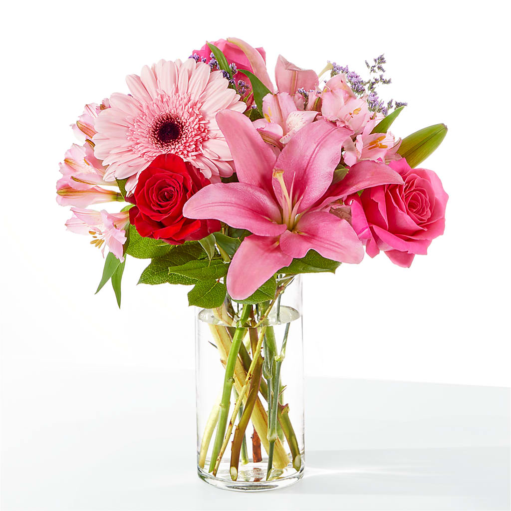 Lots of Love Bouquet – Kenyon Ave Floral Co Inc, Wakefield RI