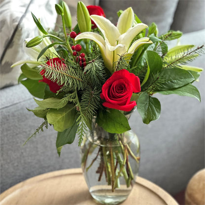 Sparkling Snowflakes Bouquet –  Kenyon Ave Floral Co Inc, Wakefield RI