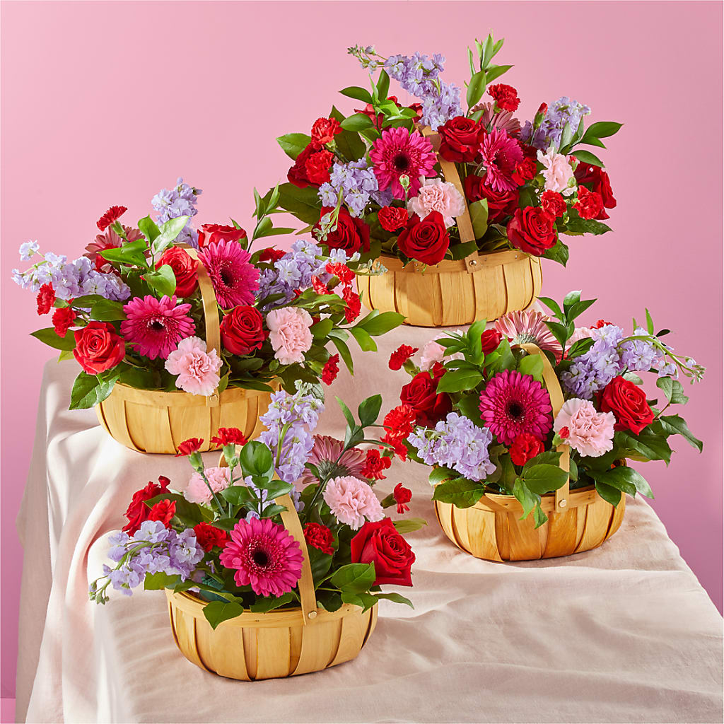 Pink Picnic Basket –  Kenyon Ave Floral Co Inc, Wakefield RI