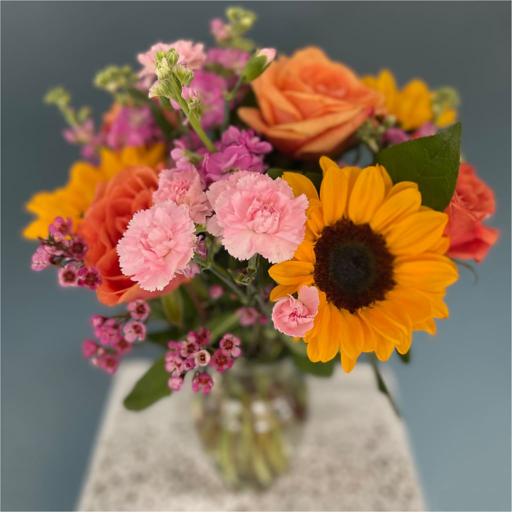 Yellow Brick Road Bouquet –  Kenyon Ave Floral Co Inc, Wakefield RI