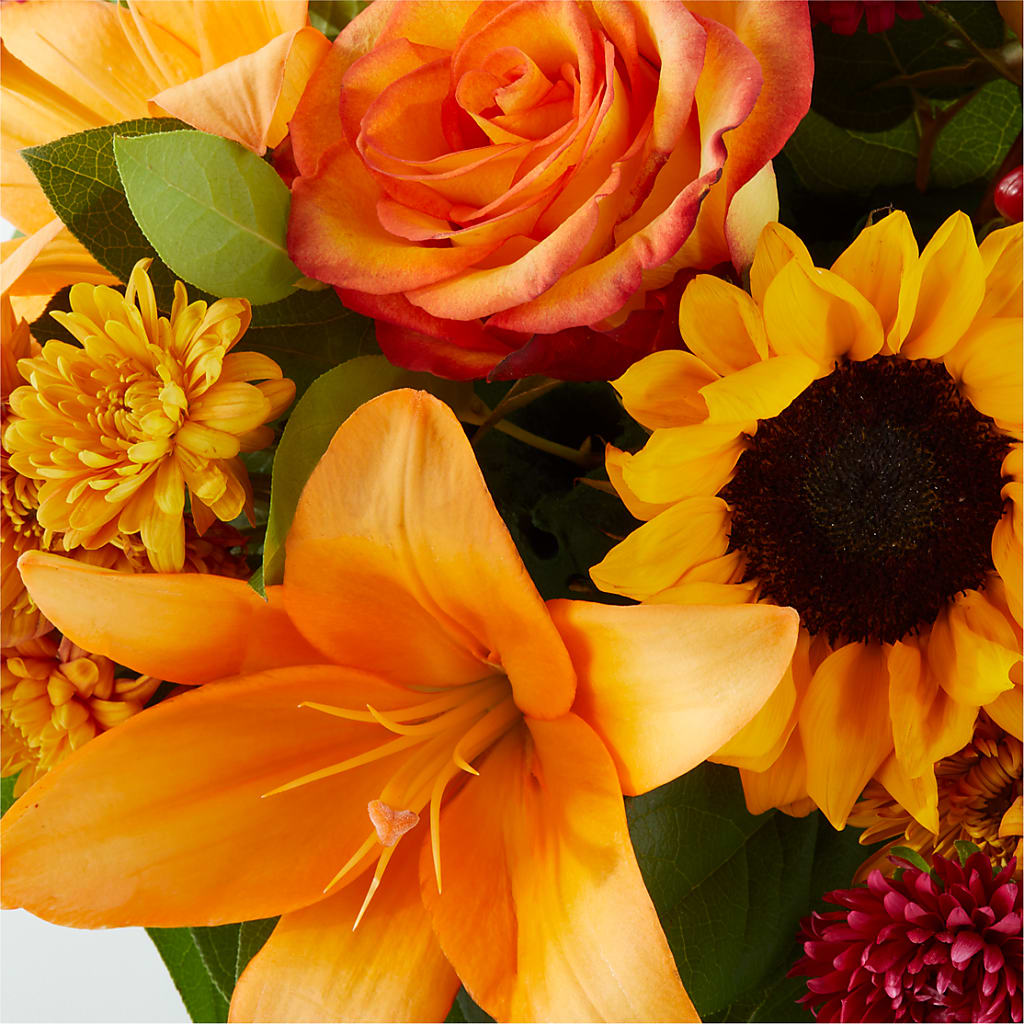 Grateful Centerpiece –  Kenyon Ave Floral Co Inc, Wakefield RI