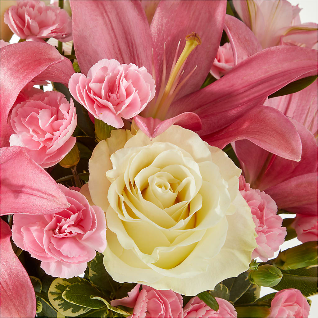 Piece of Cake Bouquet –  Kenyon Ave Floral Co Inc, Wakefield RI
