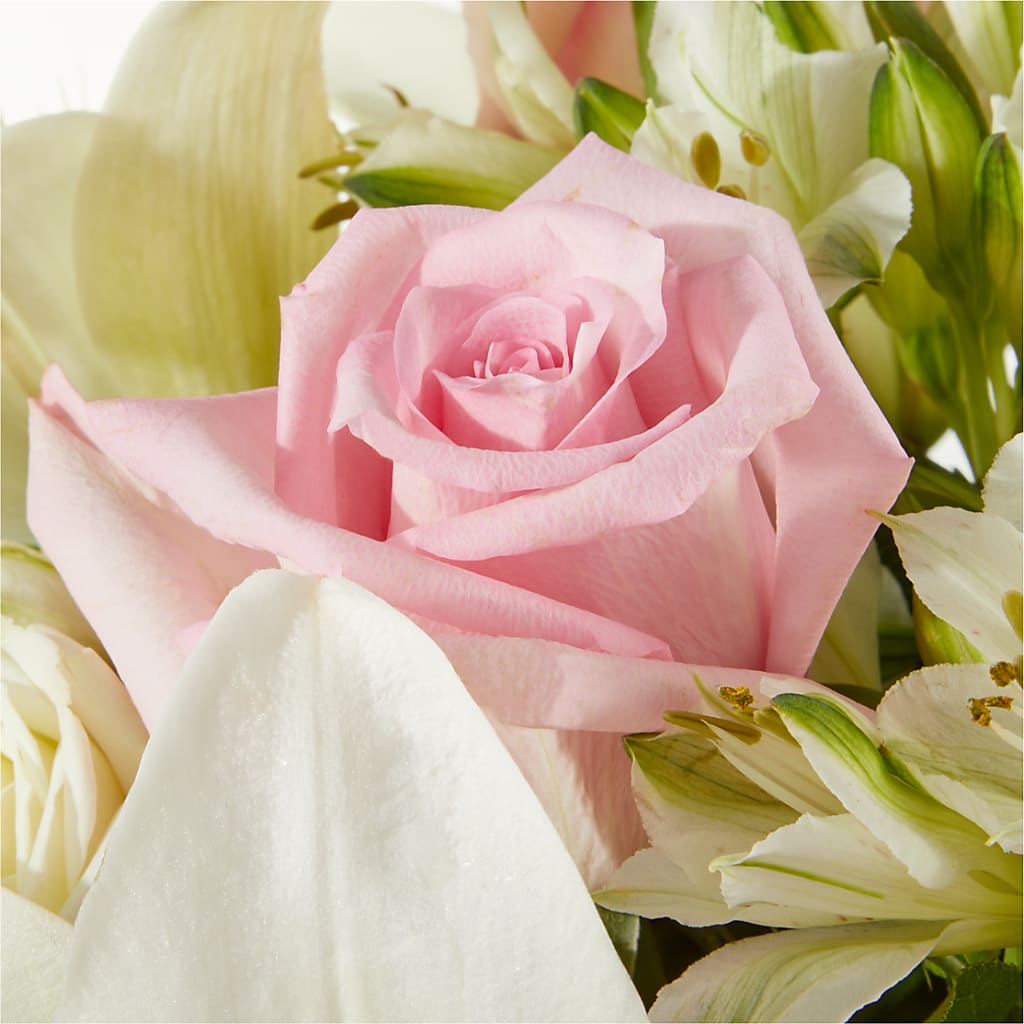 Kindhearted Bouquet –  Kenyon Ave Floral Co Inc, Wakefield RI