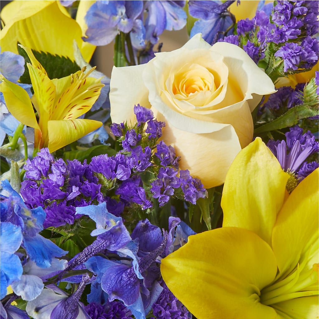 Limoncello Bouquet –  Kenyon Ave Floral Co Inc, Wakefield RI