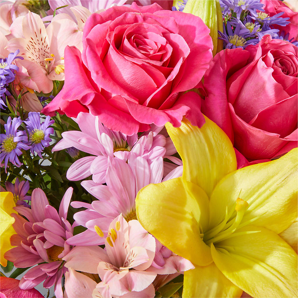 Sprinkles Bouquet –  Kenyon Ave Floral Co Inc, Wakefield RI