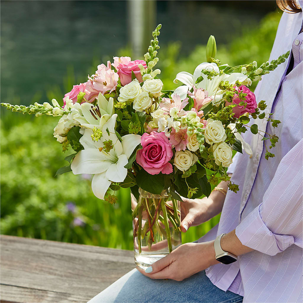 Fondly Bouquet –  Kenyon Ave Floral Co Inc, Wakefield RI